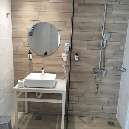 Hotel Lambi 4*
