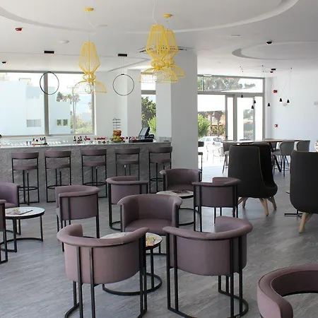 Lambi Hotel