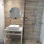 Отель Lambi 4*